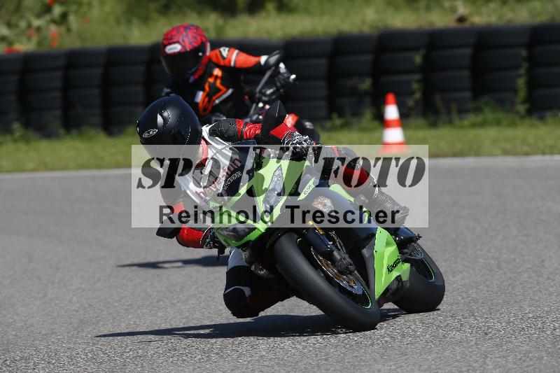 /Archiv-2024/29 12.06.2024 MOTO.CH Track Day ADR/Gruppe blau/Team